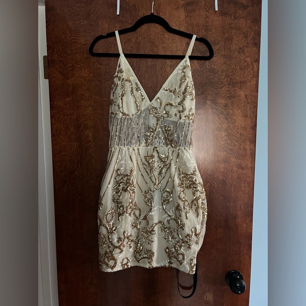 NWT PrettyLittleThing Cream and Gold Sheer bodice Mini Dress size 6